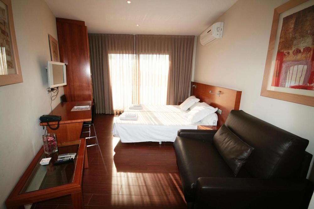 Hotel Madanis Барселона Екстер'єр фото